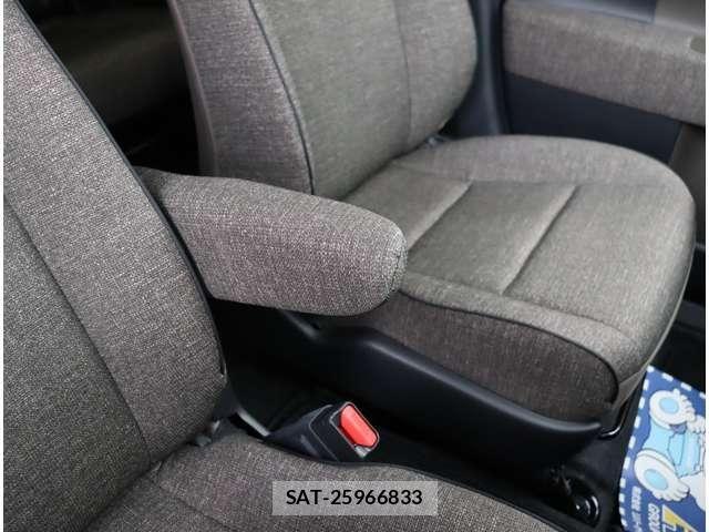 Toyota SIENTA 2024-03 8882121-17
