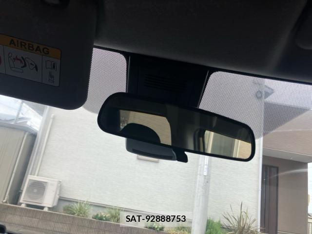Toyota SIENTA 2021-01 8882138-17
