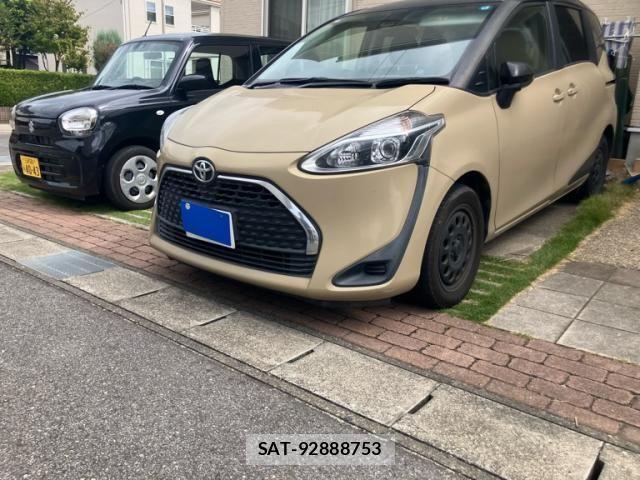 Toyota SIENTA 2021-01 8882138-1