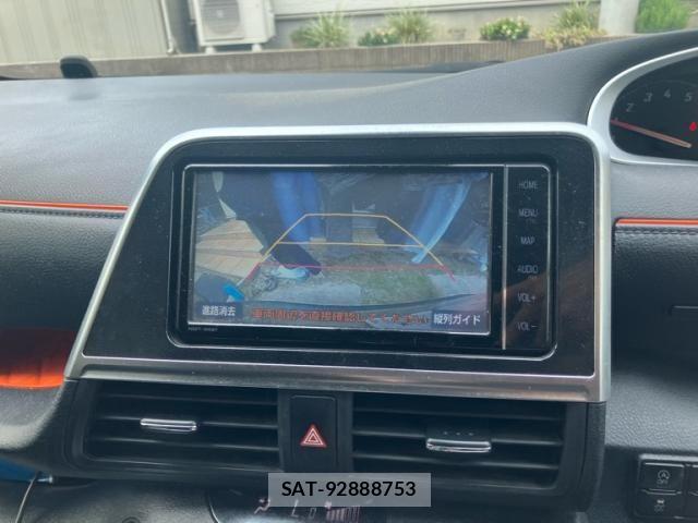 Toyota SIENTA 2021-01 8882138-19