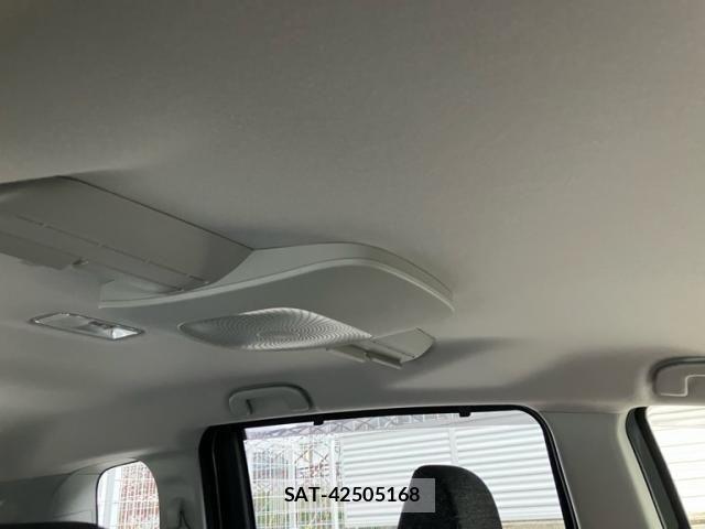 Toyota SIENTA 2025-02 8882124-14