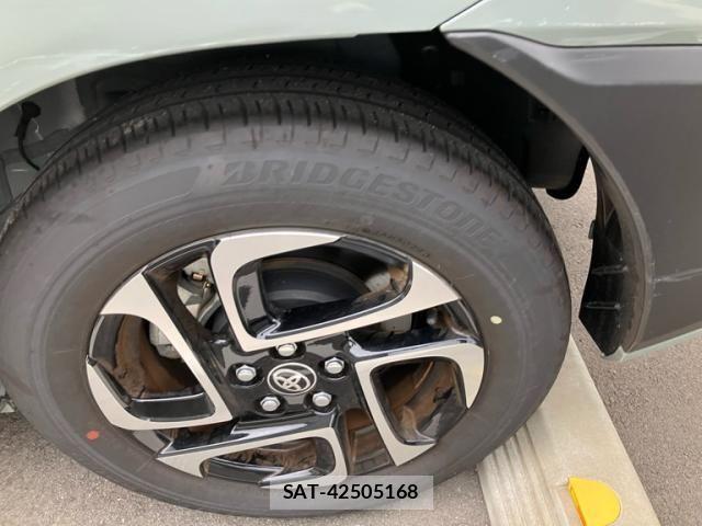 Toyota SIENTA 2025-02 8882124-5