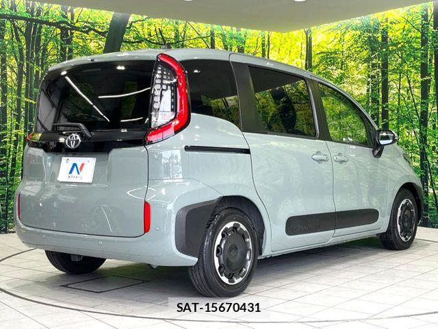 Toyota SIENTA 2022-11 8882122-16