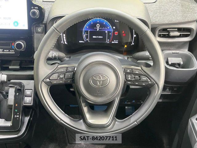 Toyota SIENTA 2025-05 8882120-11