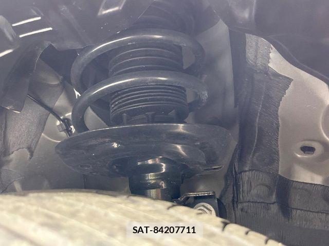Toyota SIENTA 2025-05 8882120-19