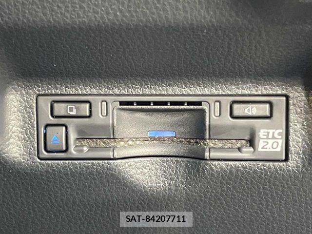 Toyota SIENTA 2025-05 8882120-6
