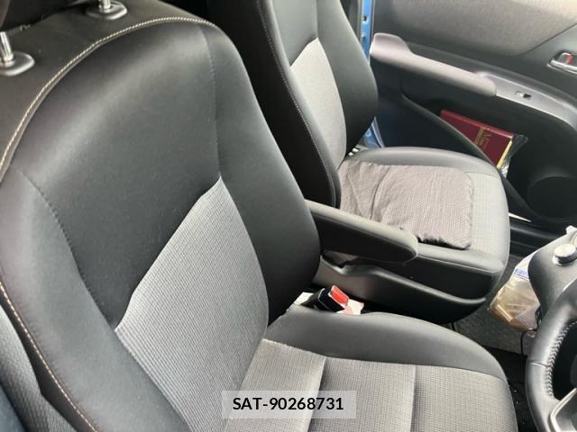 Toyota SIENTA 2022-06 8882131-15