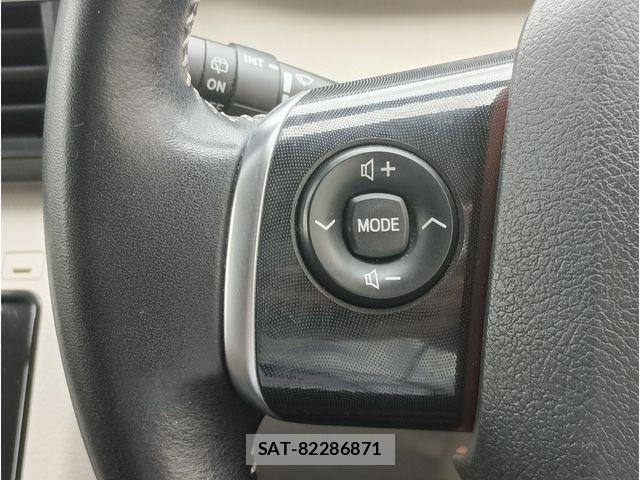 Toyota SIENTA 2015-10 8882144-13