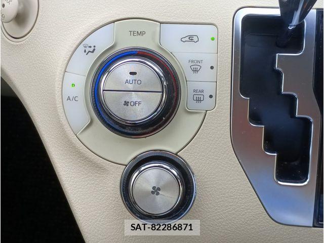 Toyota SIENTA 2015-10 8882144-3