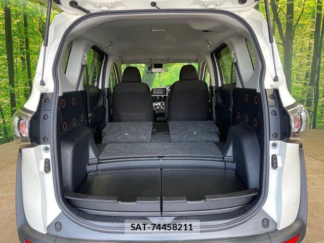 Toyota SIENTA 2019-10 8882125-9