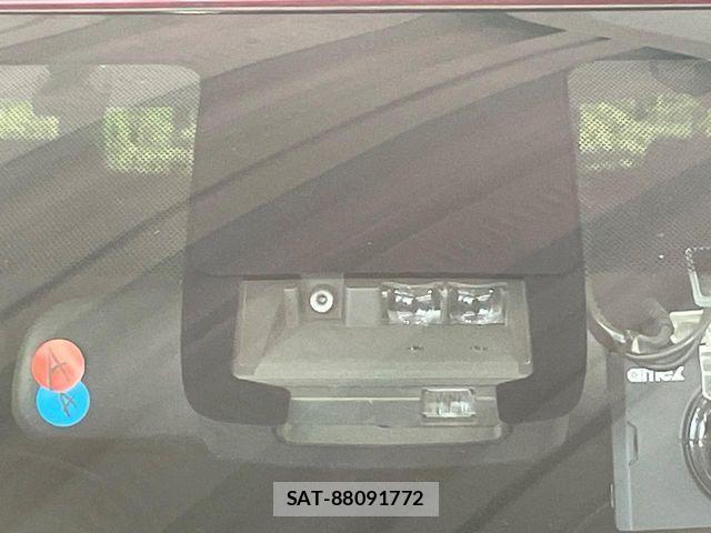 Toyota SIENTA 2019-02 8882130-4