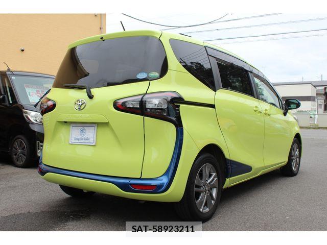 Toyota SIENTA 2015-07 8882146-7