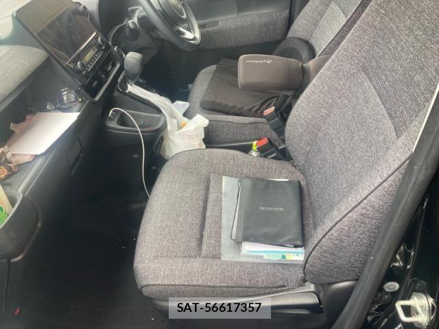 Toyota SIENTA 2022-08 8882123-10
