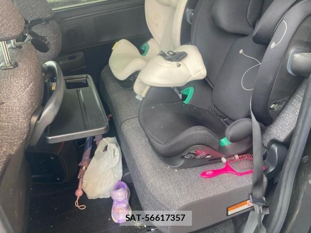 Toyota SIENTA 2022-08 8882123-11
