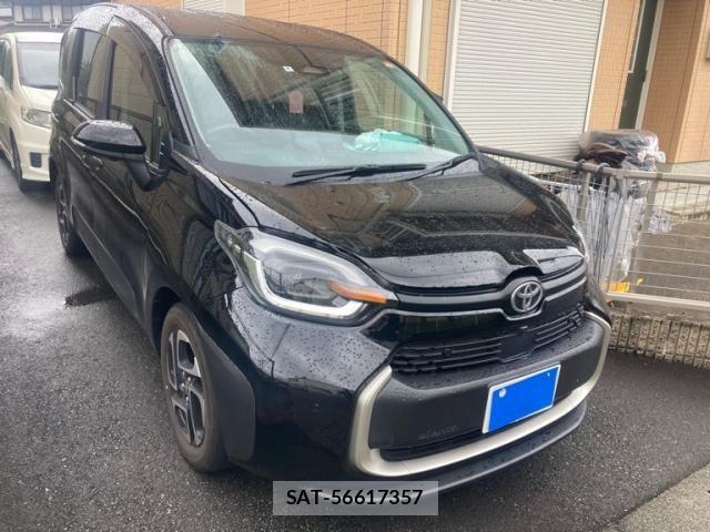 Toyota SIENTA 2022-08 8882123-1