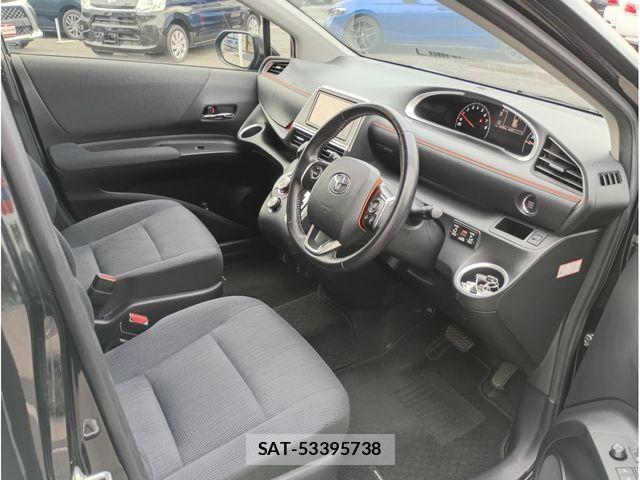 Toyota SIENTA 2015-09 8882142-15