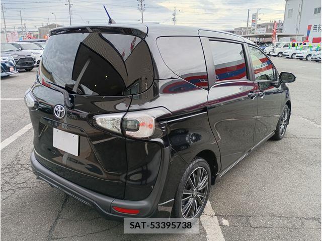 Toyota SIENTA 2015-09 8882142-6