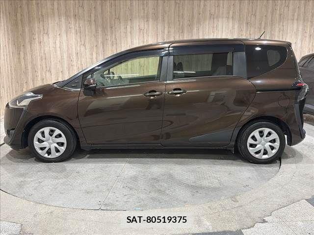 Toyota SIENTA 2018-03 8884340-22