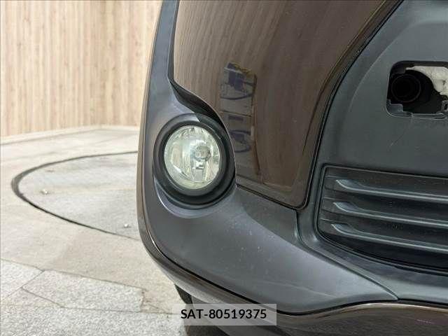 Toyota SIENTA 2018-03 8884340-25