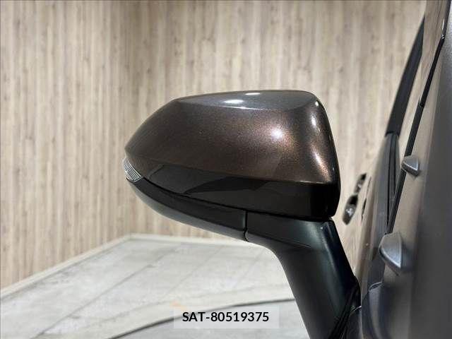 Toyota SIENTA 2018-03 8884340-27