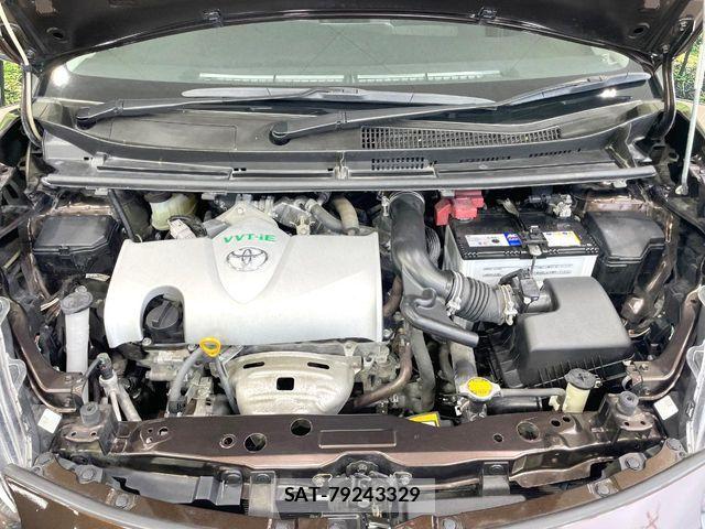 Toyota SIENTA 2017-01 8884343-17