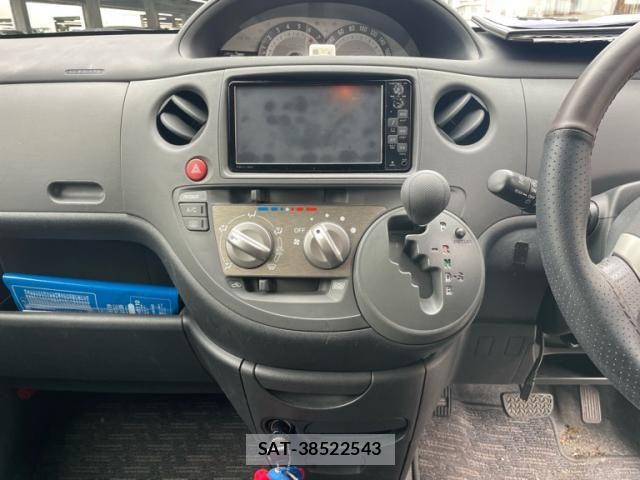 Toyota SIENTA 2011-09 8884344-14