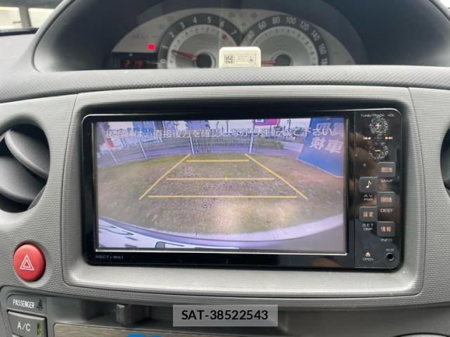 Toyota SIENTA 2011-09 8884344-18