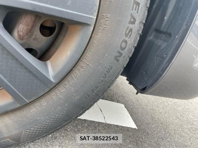 Toyota SIENTA 2011-09 8884344-4