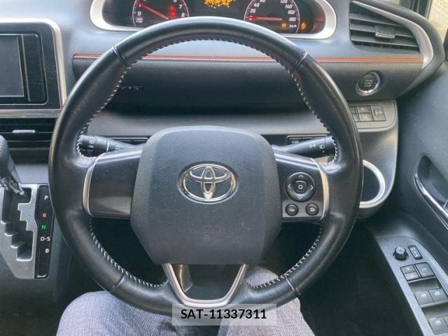 Toyota SIENTA 2019-09 8884341-15