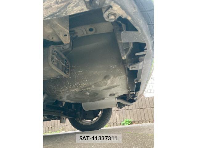 Toyota SIENTA 2019-09 8884341-6