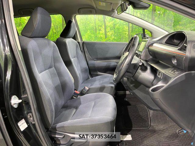 Toyota SIENTA 2017-08 8884339-7