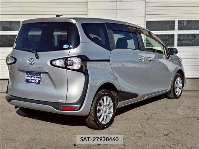 Toyota SIENTA 2015-12 3387217-4