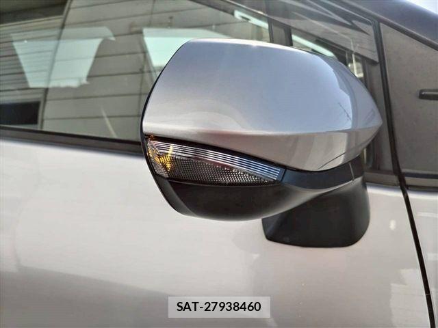 Toyota SIENTA 2015-12 3387217-7