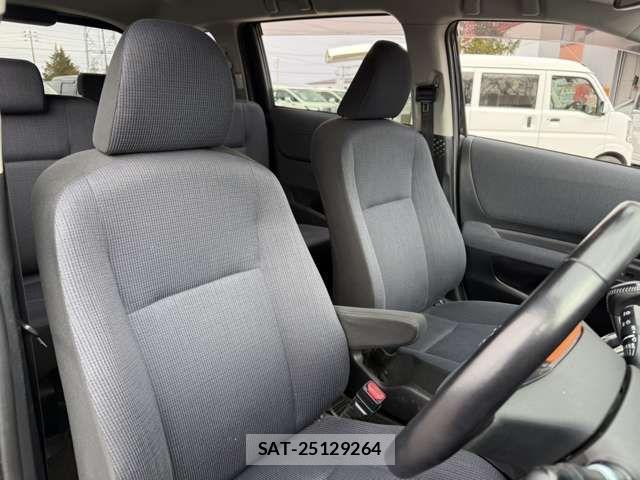 Toyota SIENTA 2015-09 4424015-11