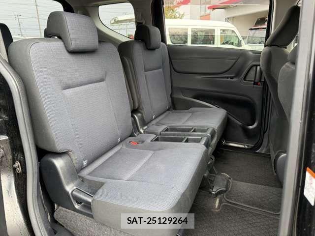 Toyota SIENTA 2015-09 4424015-12