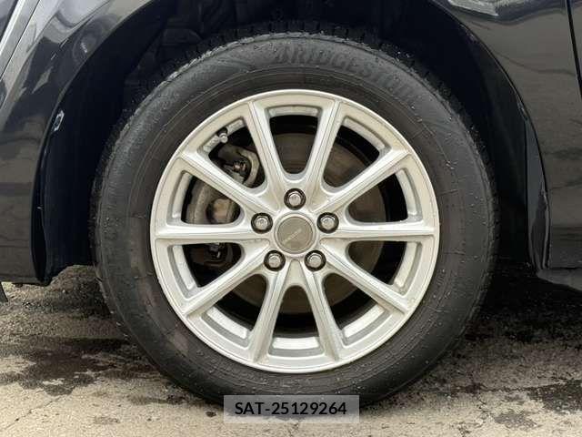 Toyota SIENTA 2015-09 4424015-17