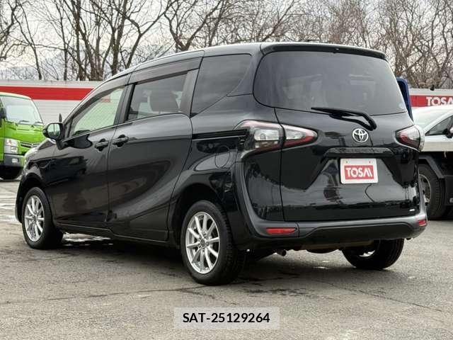 Toyota SIENTA 2015-09 4424015-25