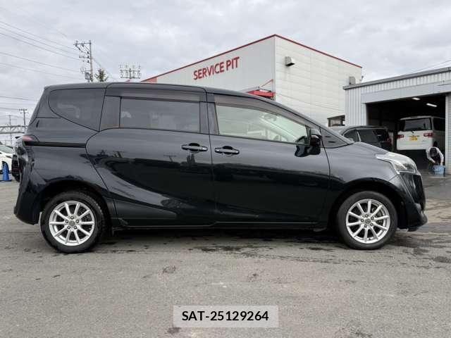 Toyota SIENTA 2015-09 4424015-26