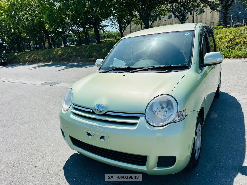 Toyota SIENTA 2013 6631960-0
