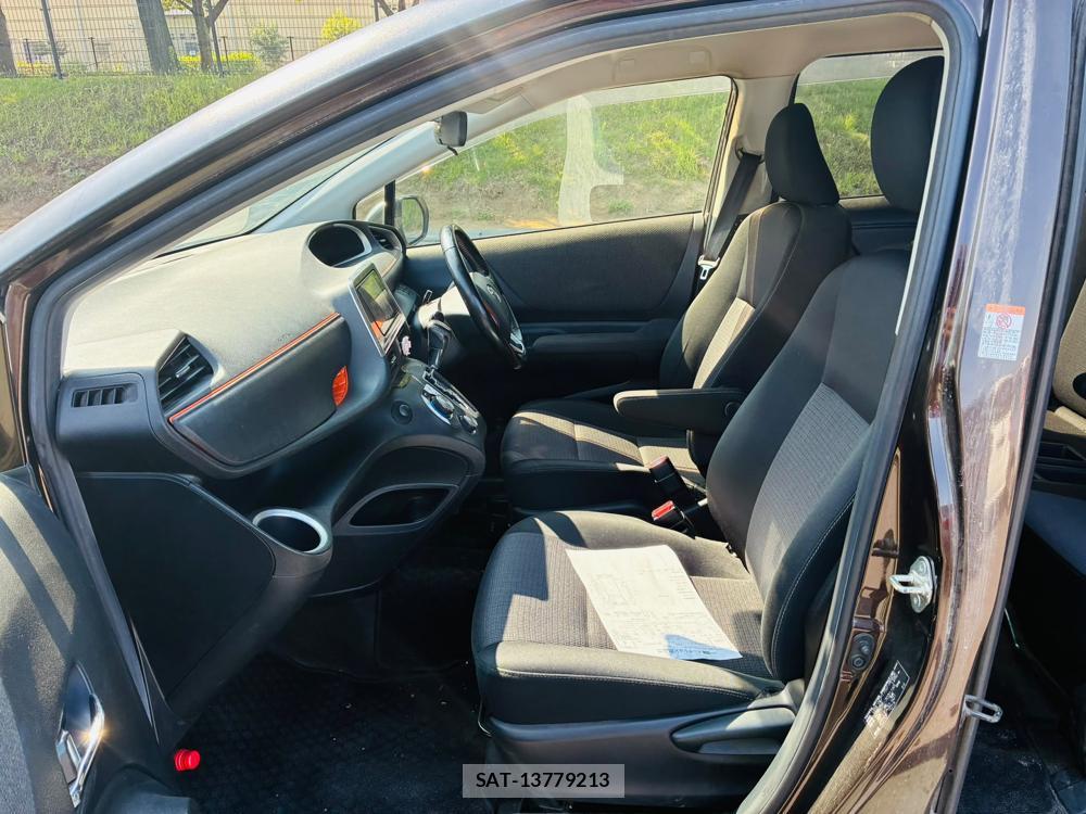 Toyota SIENTA 2019-04 8448991-10