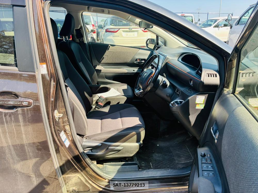Toyota SIENTA 2019-04 8448991-11