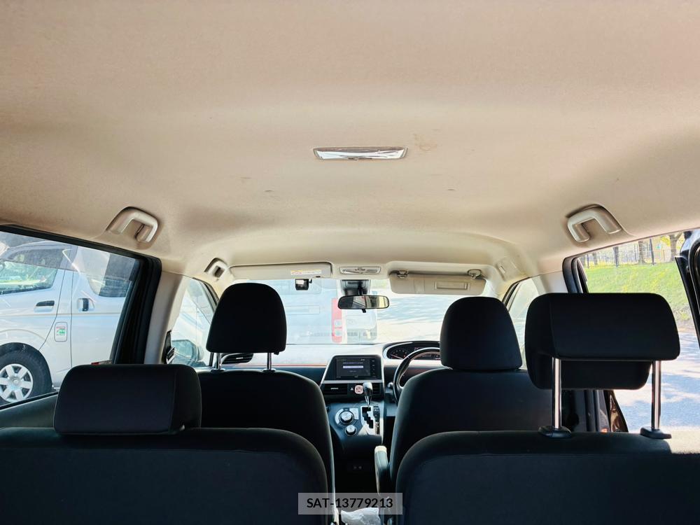 Toyota SIENTA 2019-04 8448991-23
