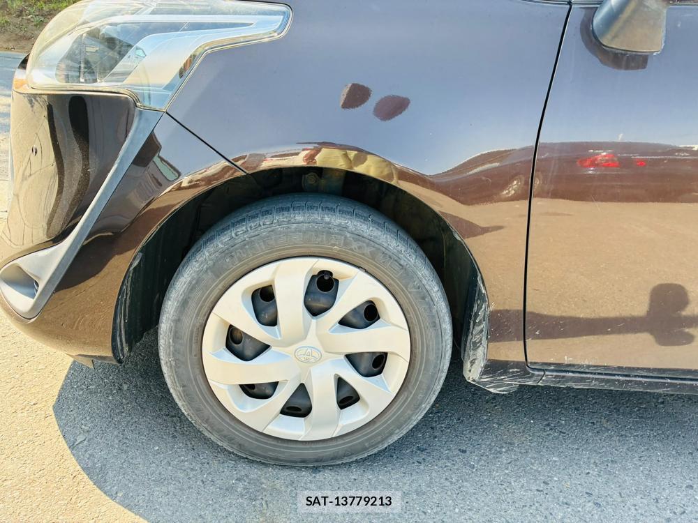 Toyota SIENTA 2019-04 8448991-28