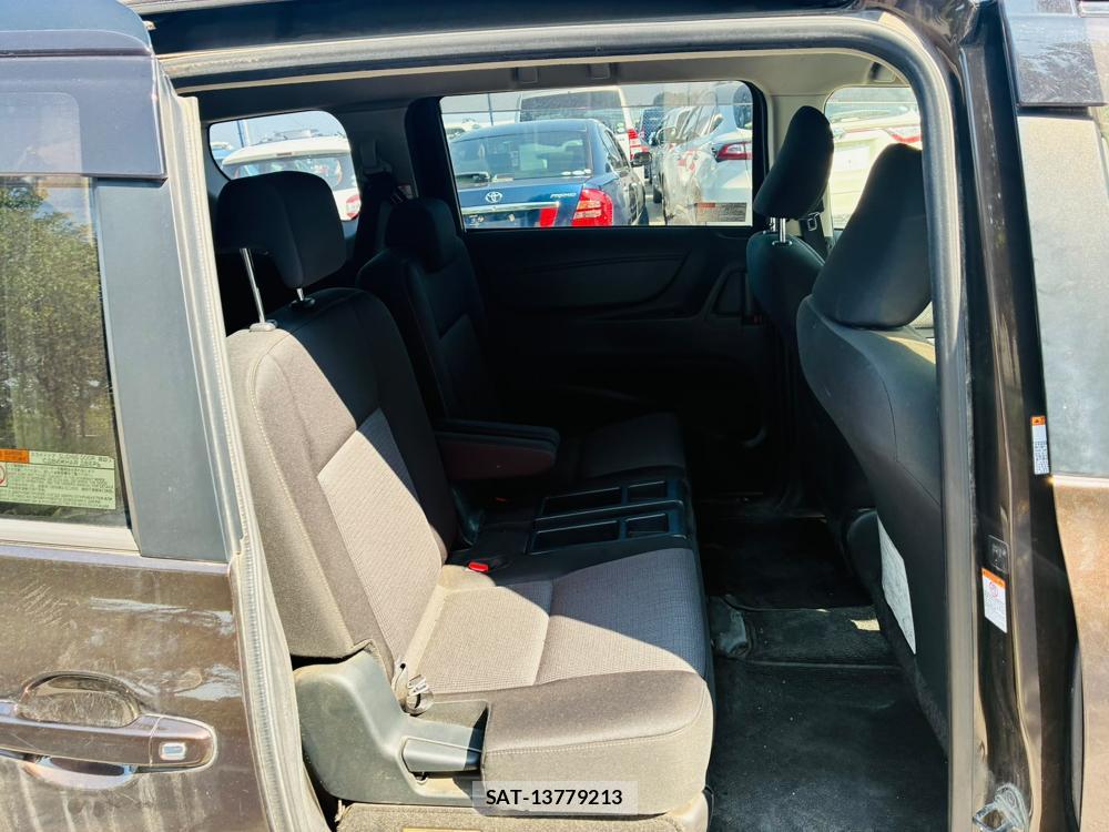 Toyota SIENTA 2019-04 8448991-8