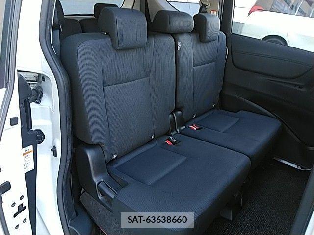 Toyota SIENTA 2016-10 516771-11