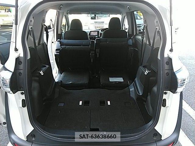 Toyota SIENTA 2016-10 516771-25