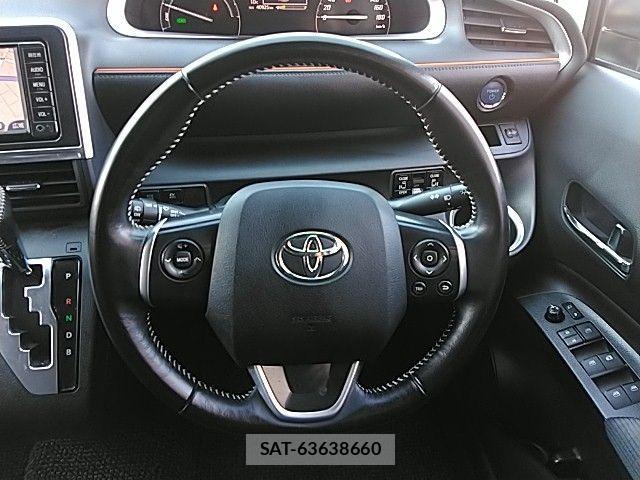 Toyota SIENTA 2016-10 516771-7