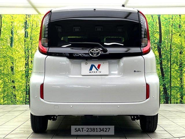 Toyota SIENTA 2026-03 5878510-15