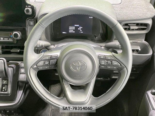 Toyota SIENTA 2022-11 5878591-10