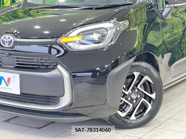 Toyota SIENTA 2022-11 5878591-12